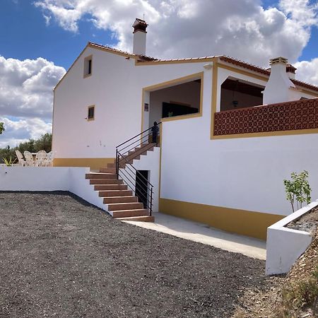 Quinta Monte Da Azinheira Bed and Breakfast Amareleja Εξωτερικό φωτογραφία